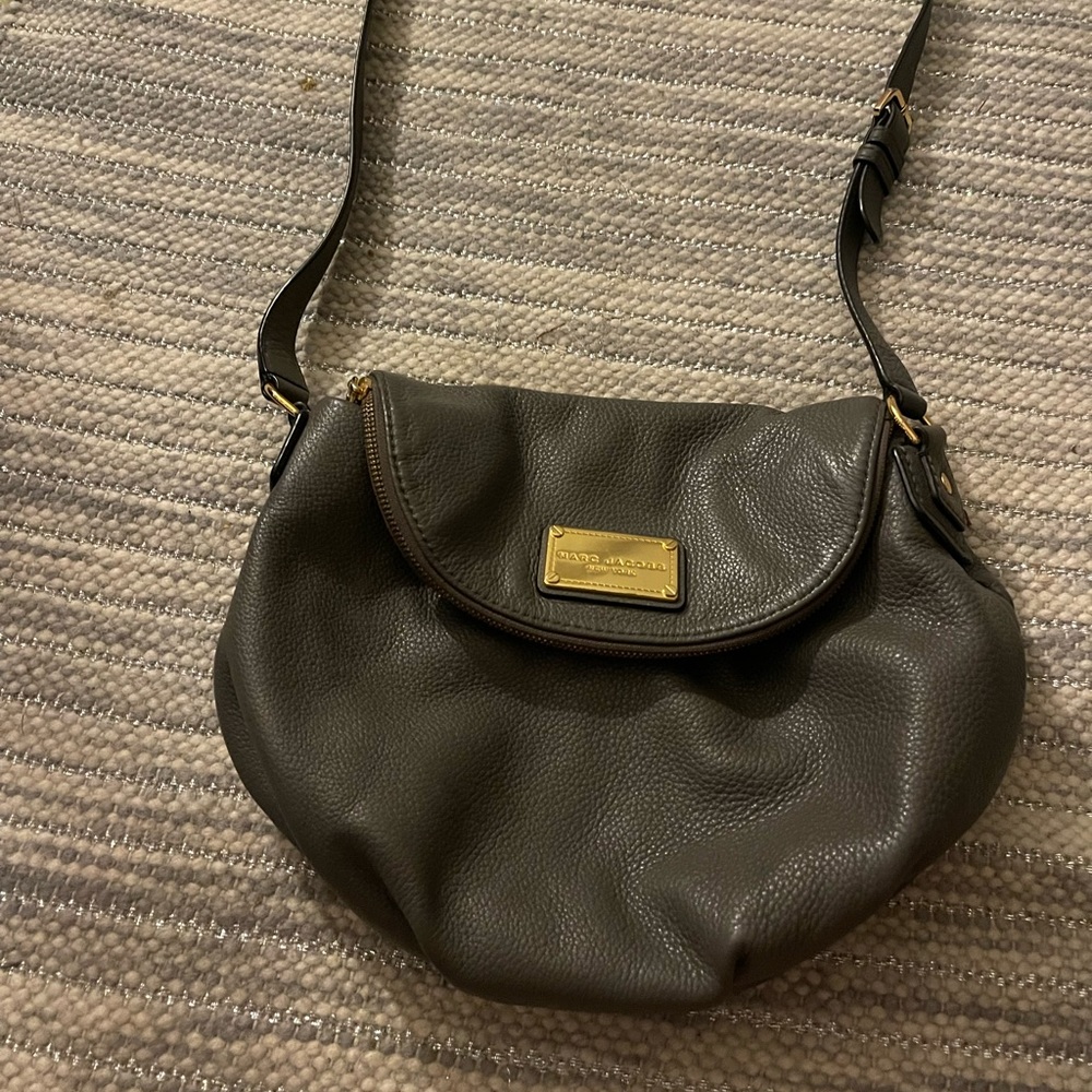 MARC JACOBS NEVER USED PURSE PART 1 of 3
